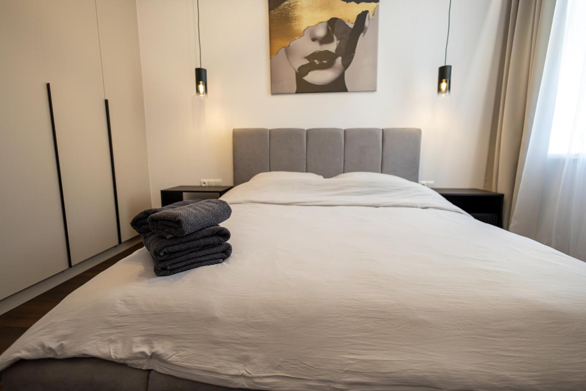 Apartament Prestige Нови Сонч Екстериор снимка